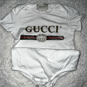 Baby Gucci onesie, bib, hat set